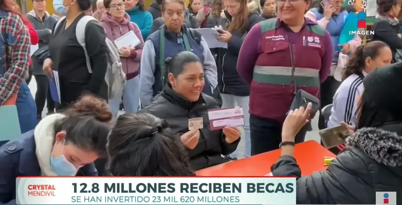 Becas Bienestar apoyan a 12.8 millones de estudiantes 2 Becas Bienestar